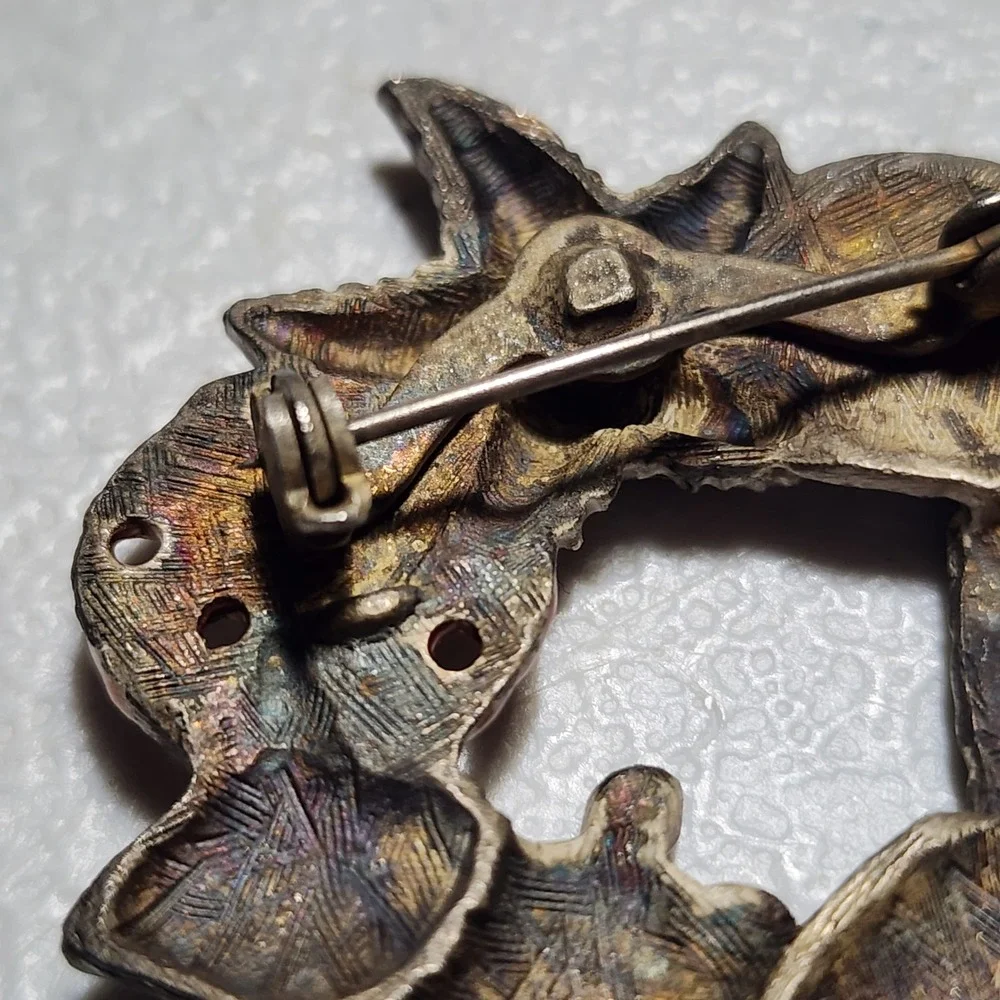 Vintage Enamel Sea Life Wreath Brooch Seahorse Turtle Starfish Nautical Pin